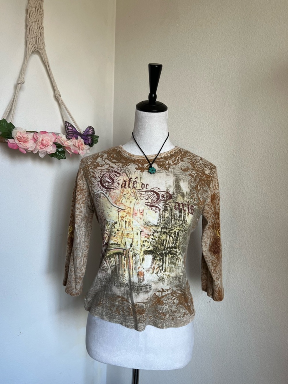 Vintage women’s Paris Print top